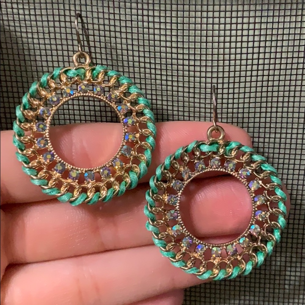 Beautiful circular earrings! Turquoise & Gold